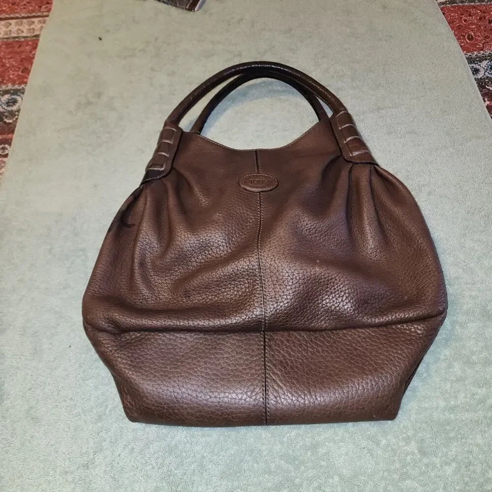 TOD'S EUC XL PEBBLED LEATHER HOBO BAG SATCHEL.